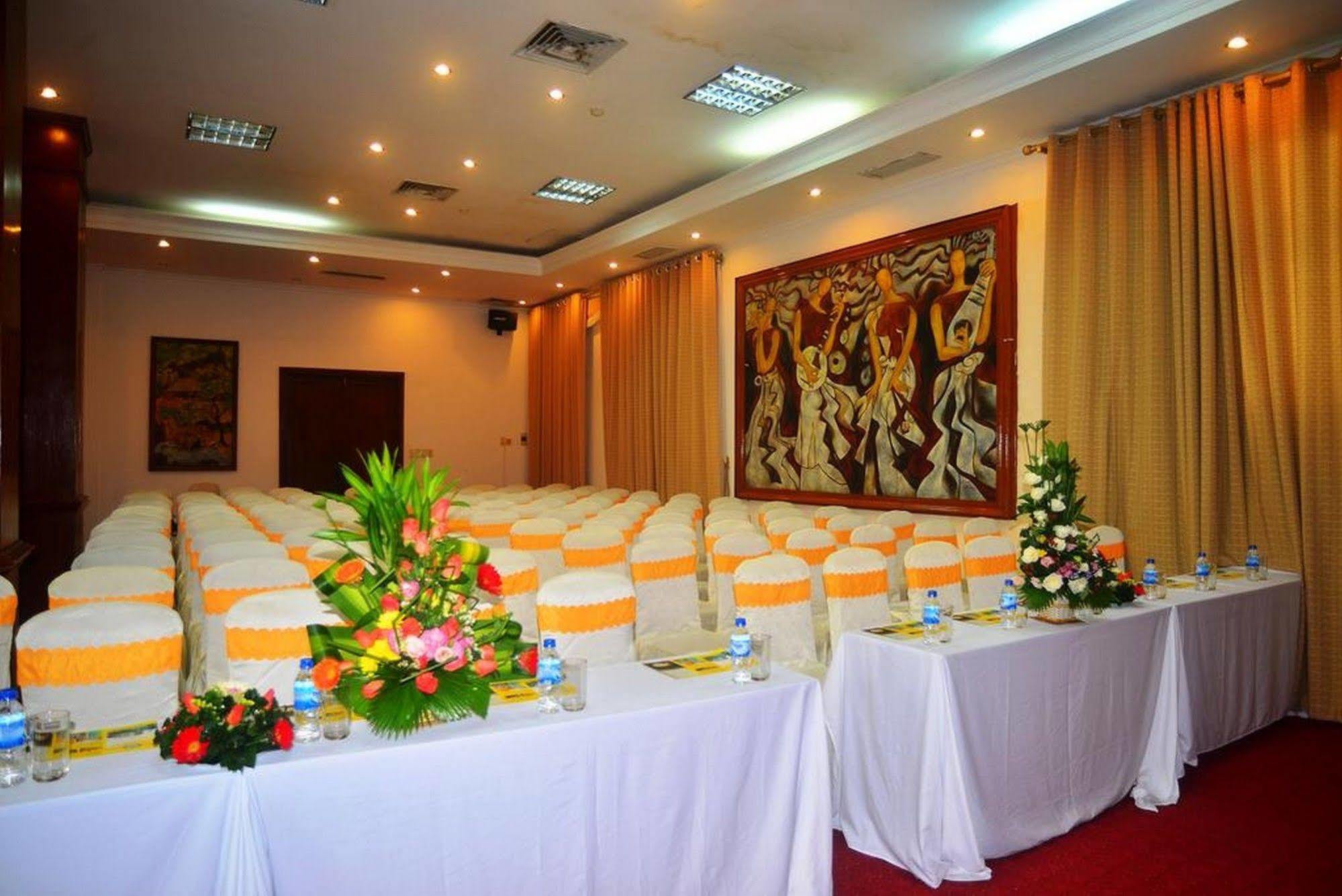 Central Hotel Quang Ngai Exteriér fotografie